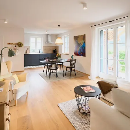 Haus Rose Marie - Your Austrian * Grundlsee