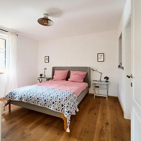 Haus Rose Marie - Your Austrian Apartament *