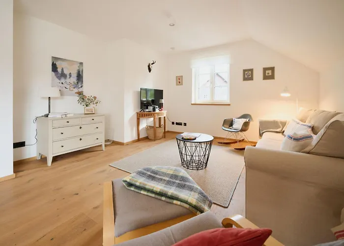 Haus Rose Marie - Your Austrian * Grundlsee